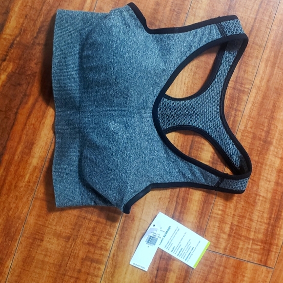 NWT Old Navy Small Active Go Dry gray sports bra (New with tags) - Picture 2 of 6